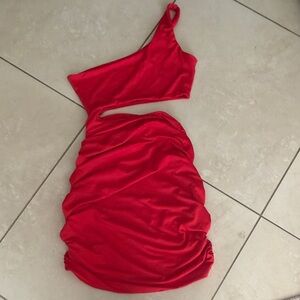 Elegant Red One-Shoulder Dress